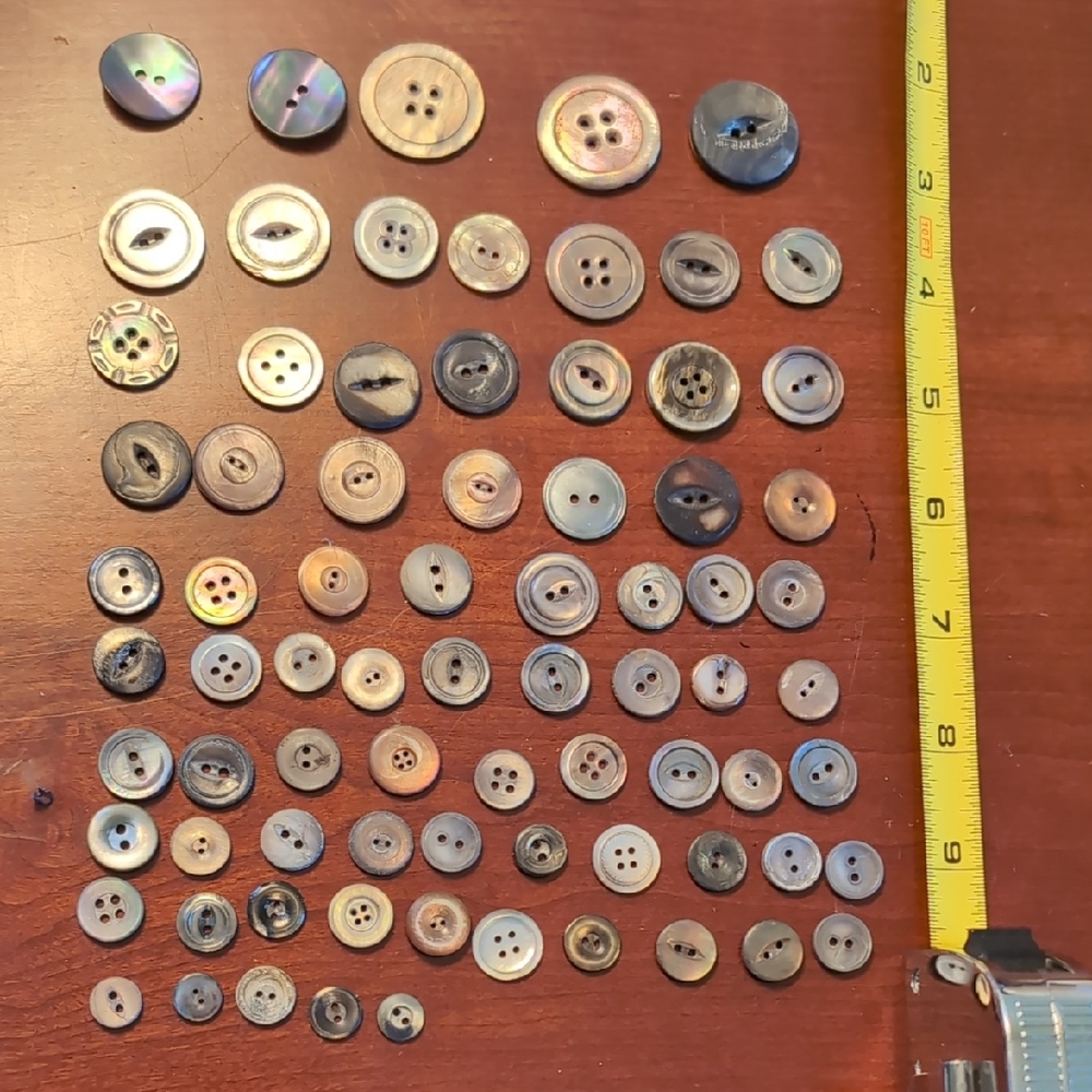Vintage Mother Of Pearl/Abalone Buttons